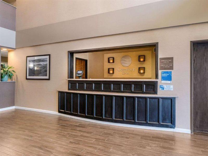 Comfort Inn Lathrop Stockton Airport Exterior photo