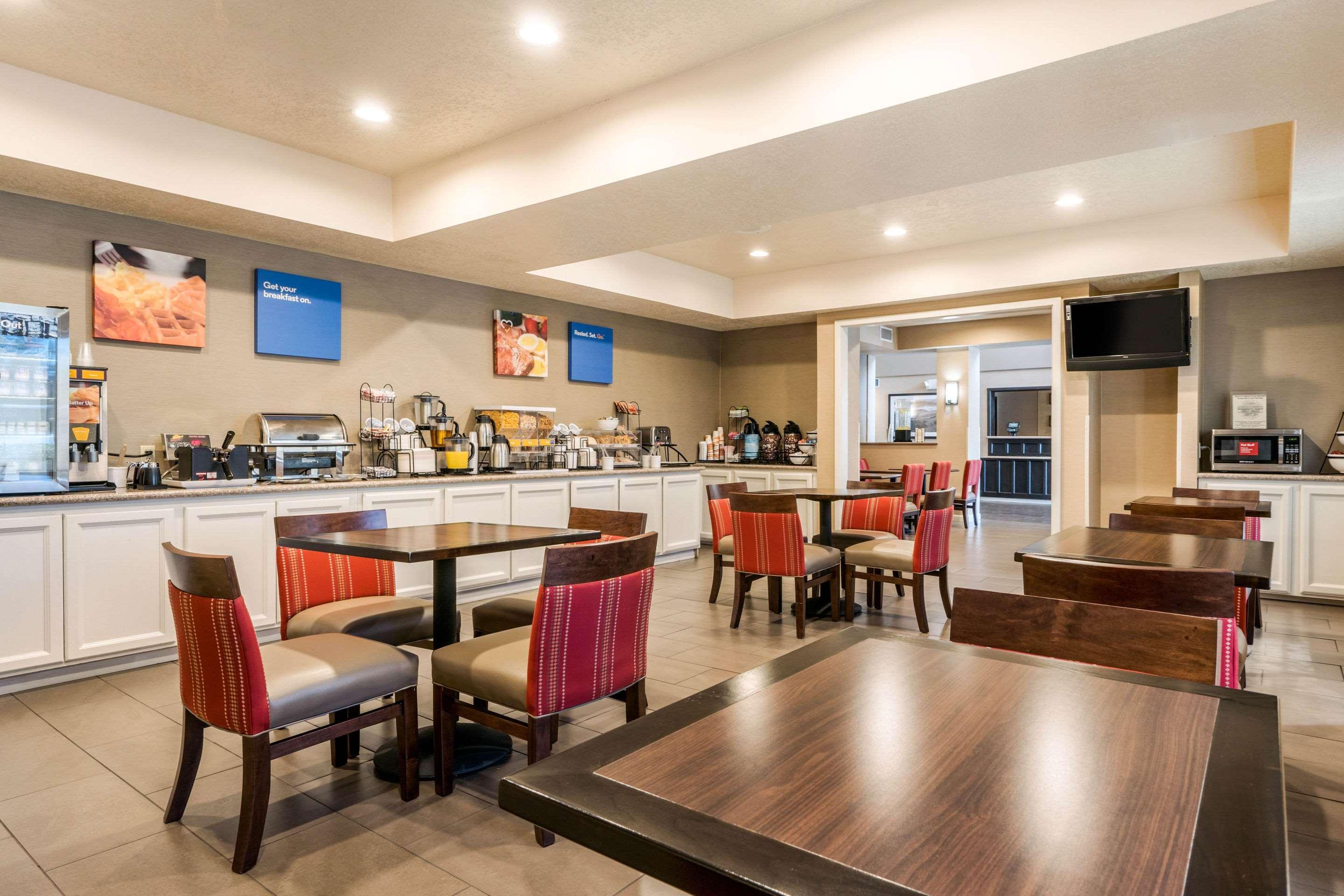 Comfort Inn Lathrop Stockton Airport Exterior photo
