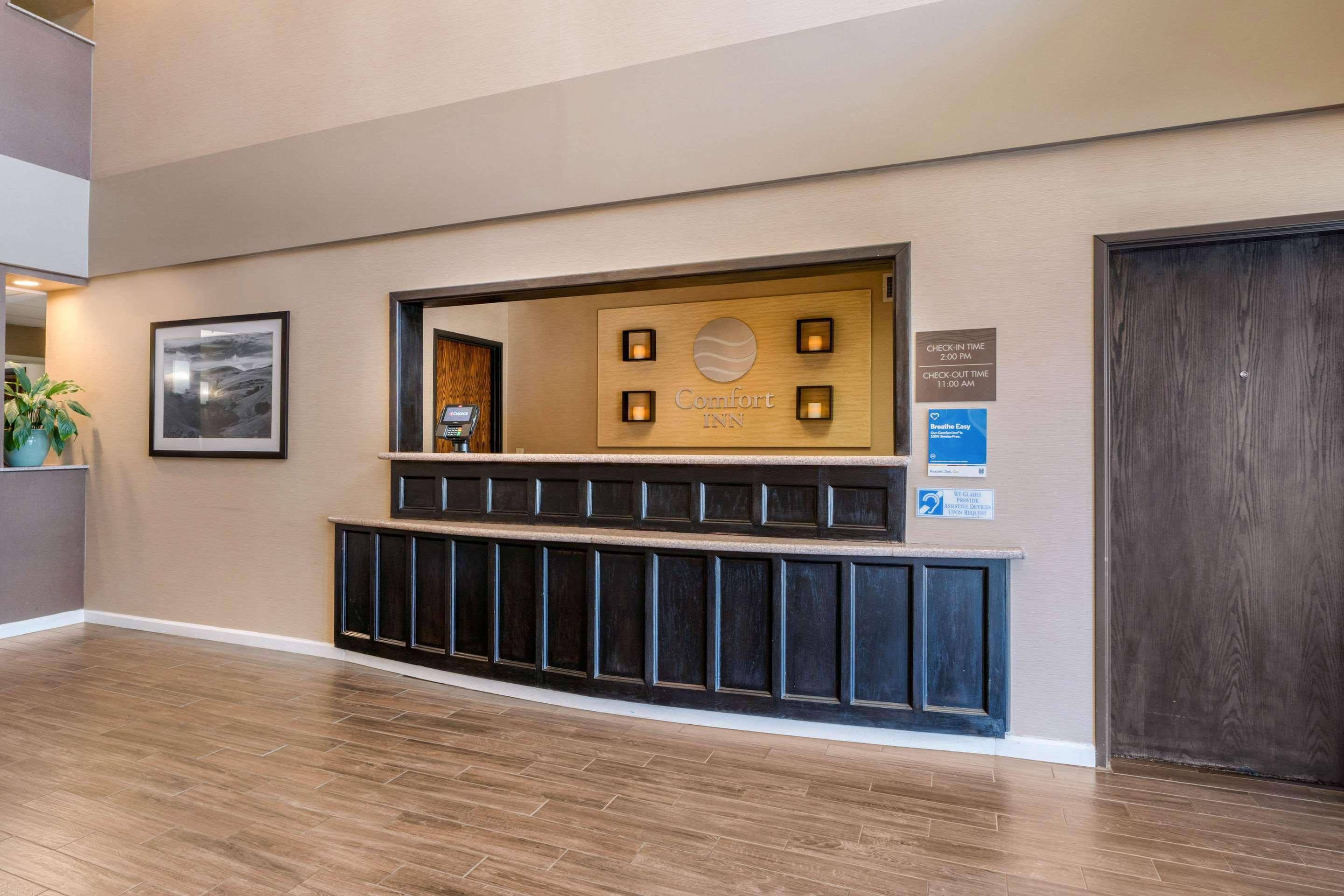 Comfort Inn Lathrop Stockton Airport Exterior photo