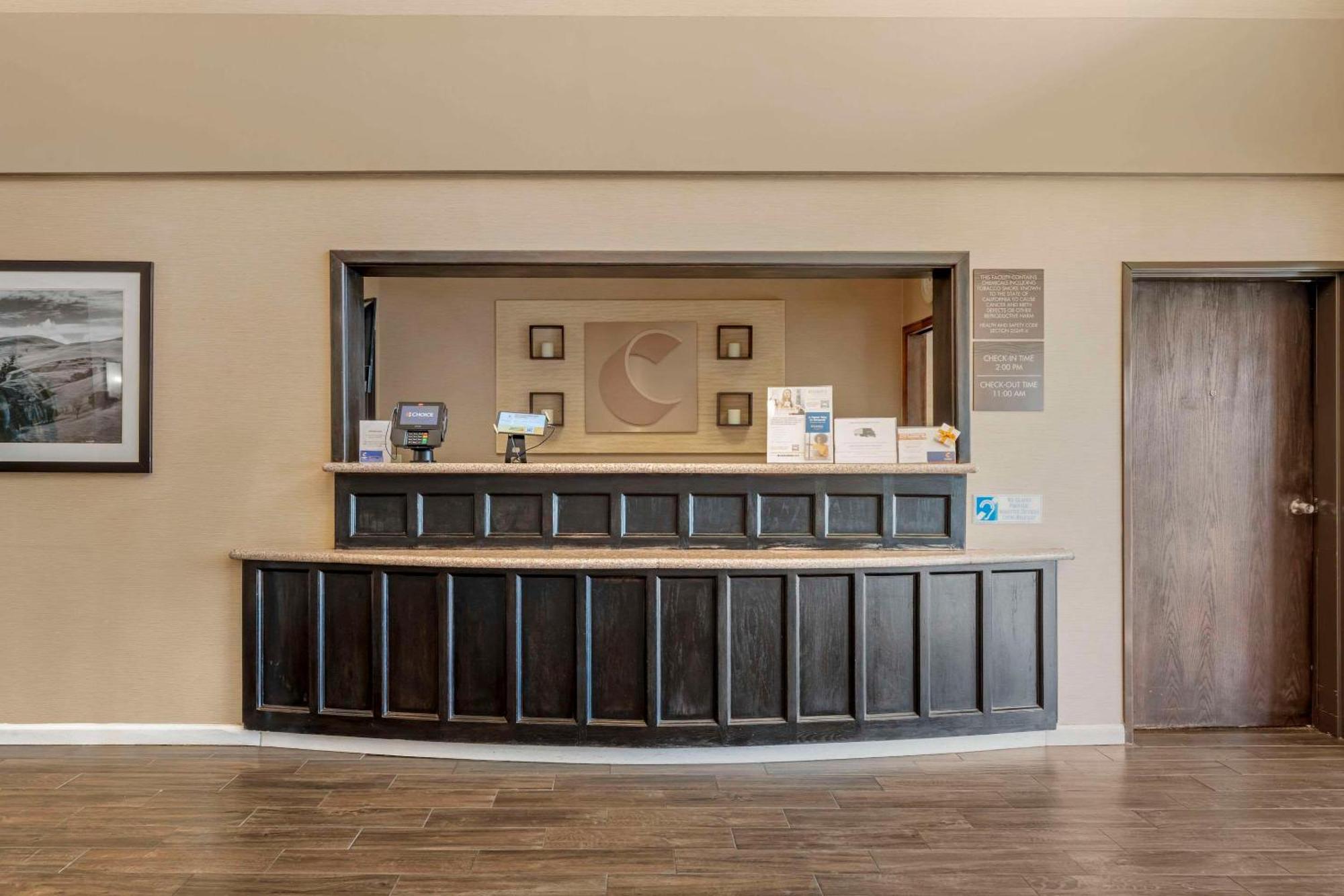 Comfort Inn Lathrop Stockton Airport Exterior photo