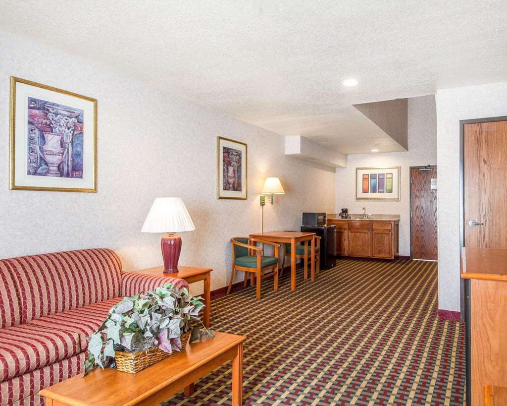 Comfort Inn Lathrop Stockton Airport Room photo